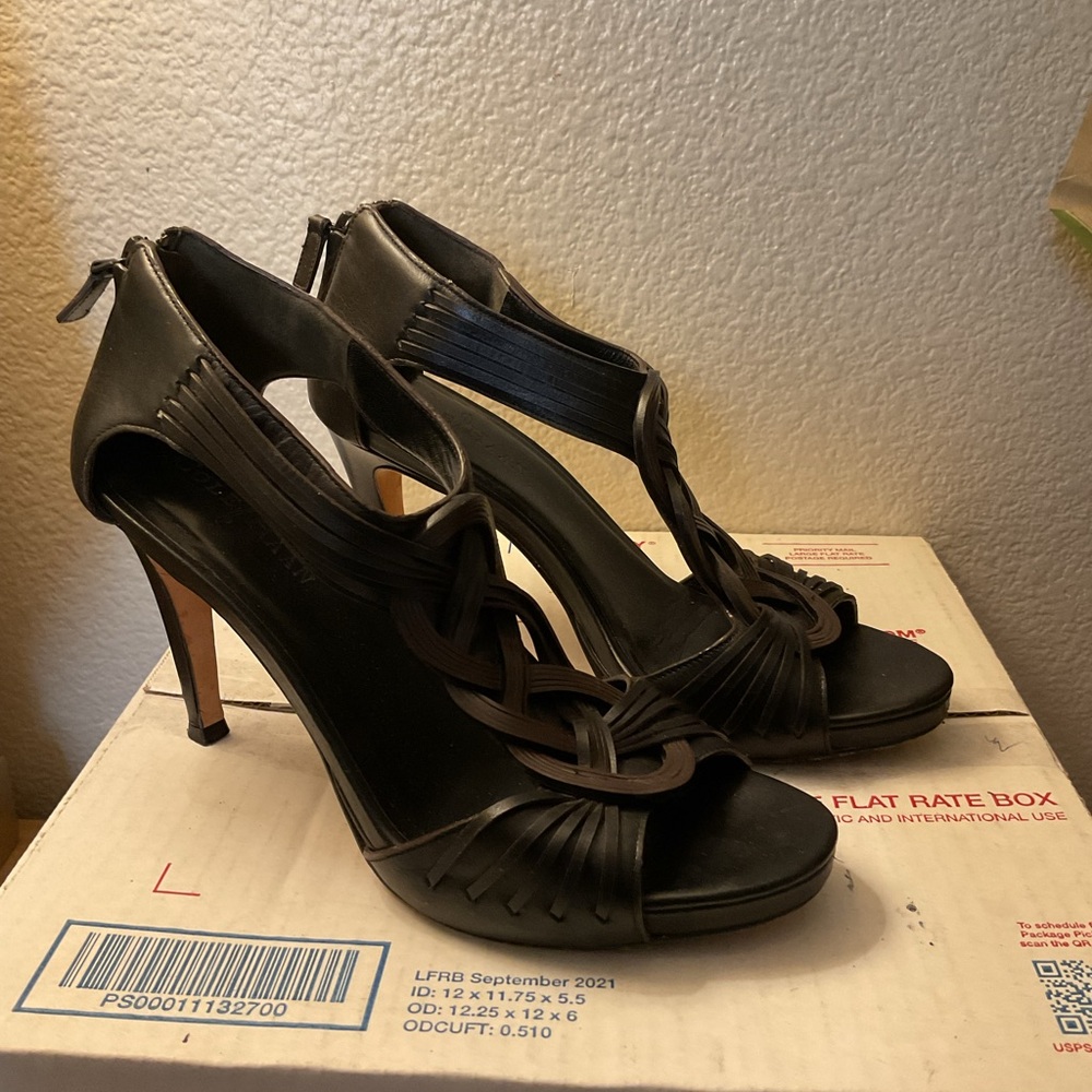 Nike/Cole Haan Black High Heeled Sandals with T-Strap Design